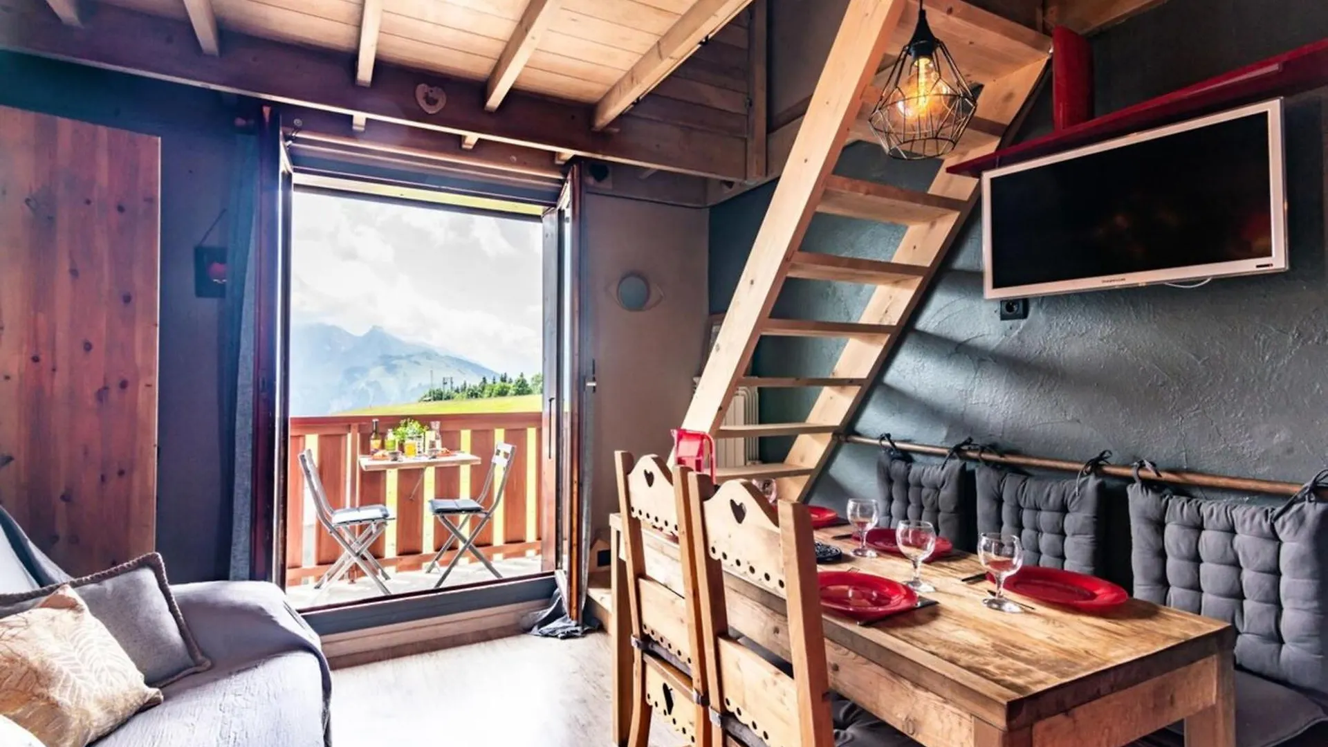 Slow Chalet Mtblanc Soleil Ski-Inout Nice View Balcony Elevator Parking contacts